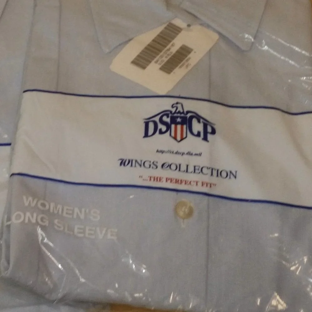 US Military Navy 8 Regular Button Long Sleeve Shirt still in the Naval Packaging - Picture 3 of 5